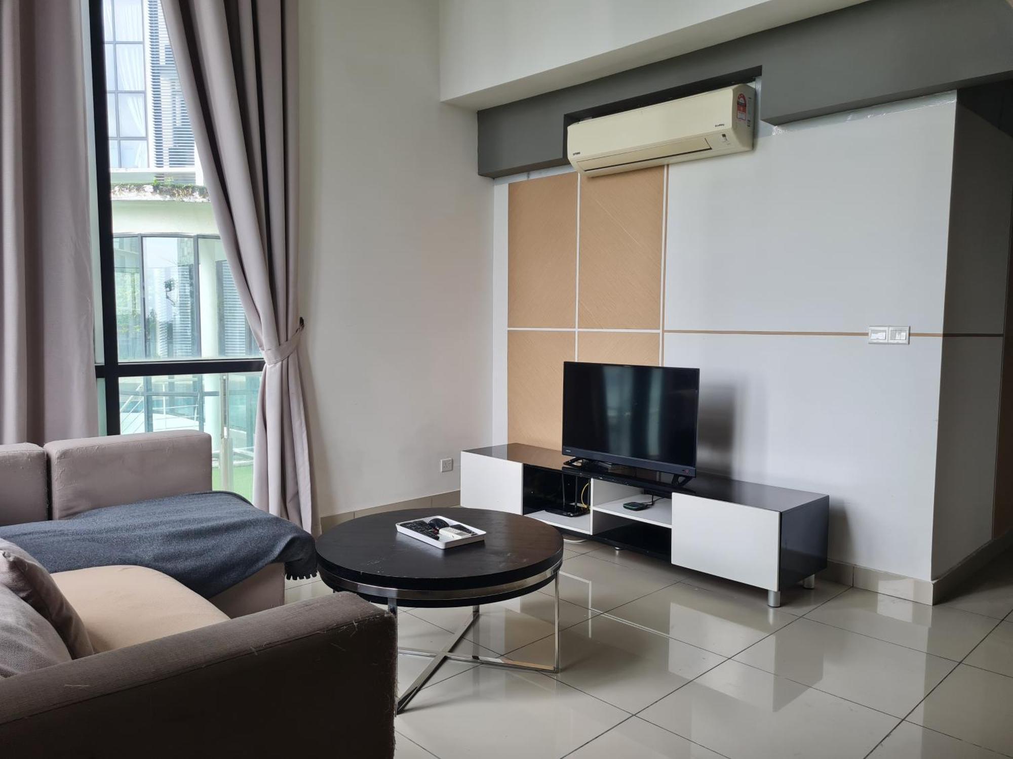 Solstice Service Apartment Cyberjaya Wifi Netflix Klia Room photo