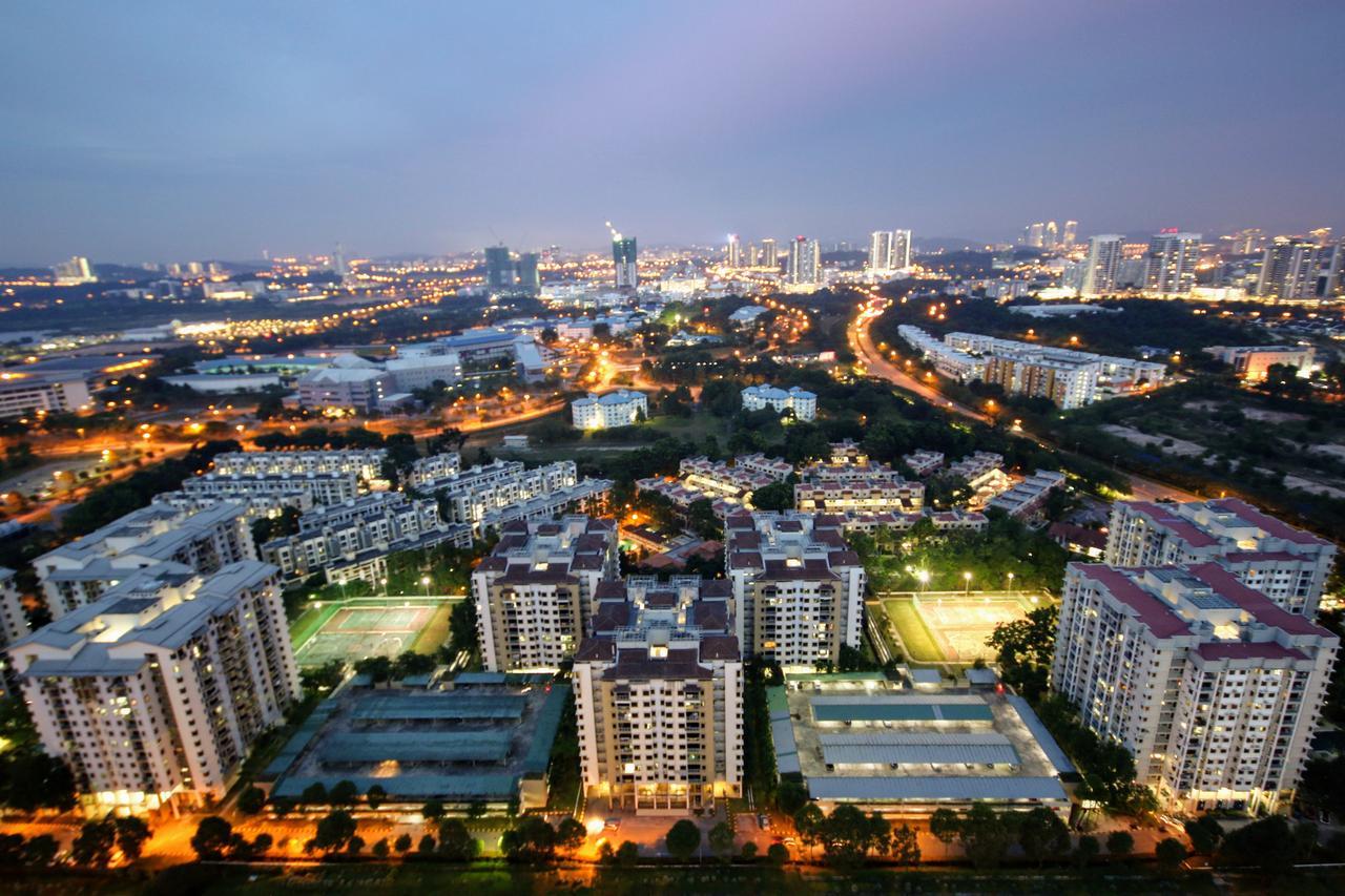 Solstice Service Apartment Cyberjaya Wifi Netflix Klia Exterior photo