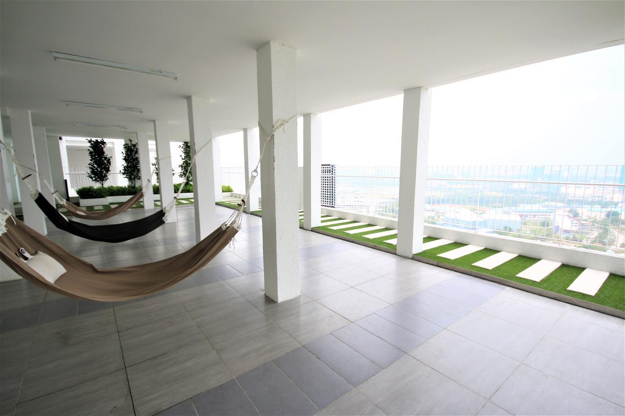 Solstice Service Apartment Cyberjaya Wifi Netflix Klia Exterior photo