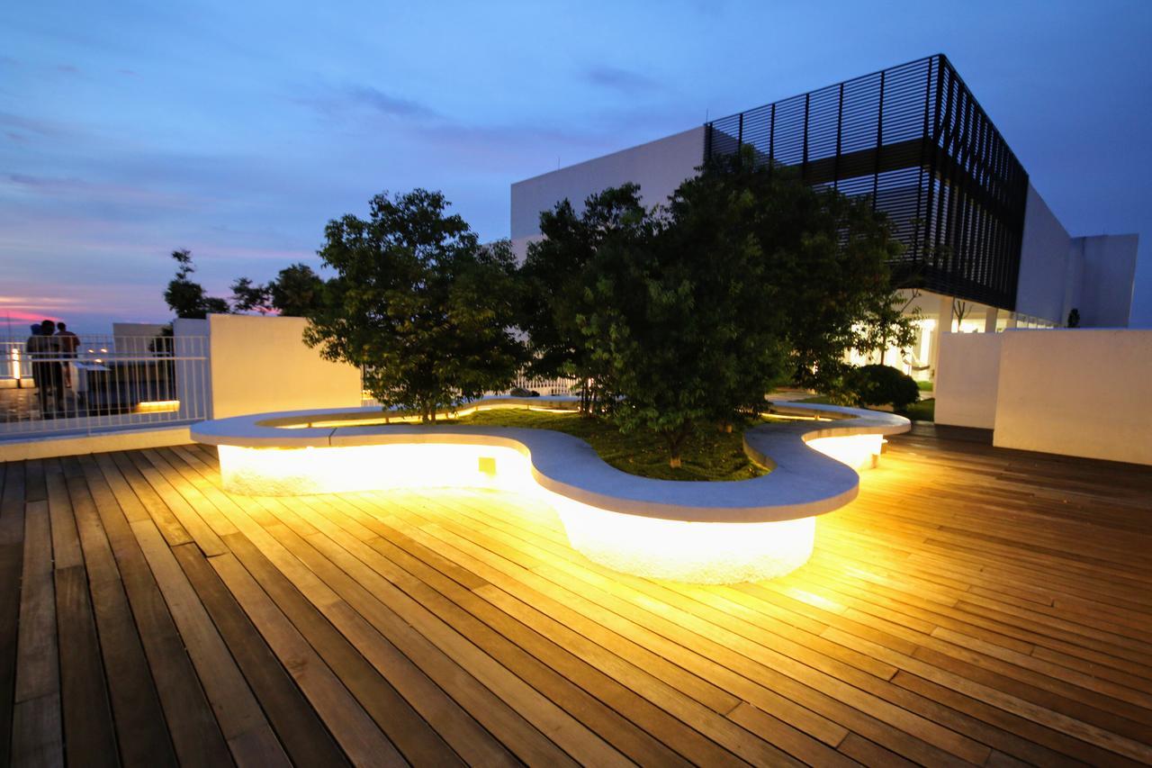 Solstice Service Apartment Cyberjaya Wifi Netflix Klia Exterior photo