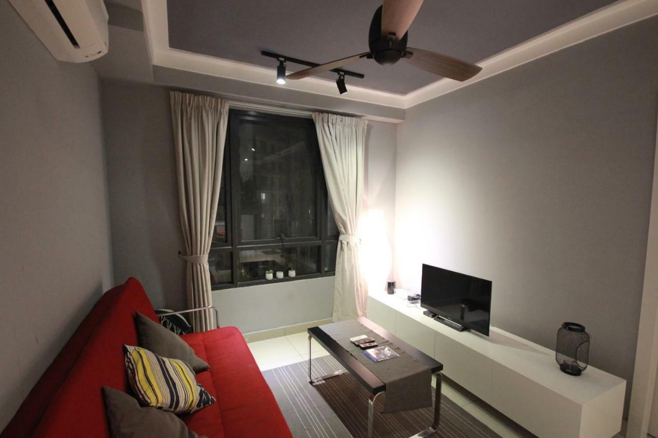 Solstice Service Apartment Cyberjaya Wifi Netflix Klia Exterior photo